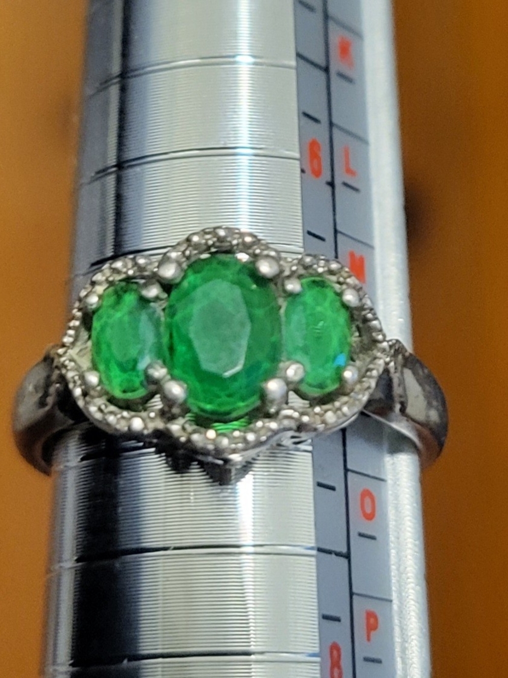 Vintage Emerald And Stering Silver Ring. Size 7,